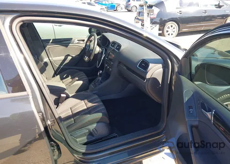 2010 Volkswagen Gti 4-Door from USA, damaged, VIN WVWGD7AJ0AW300686